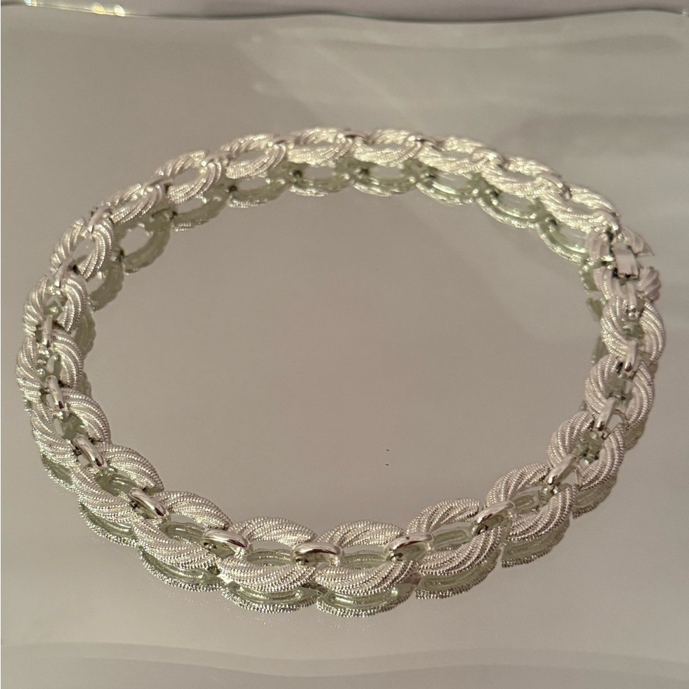 Elegant Silver Chain Necklace 17” ✨🤍